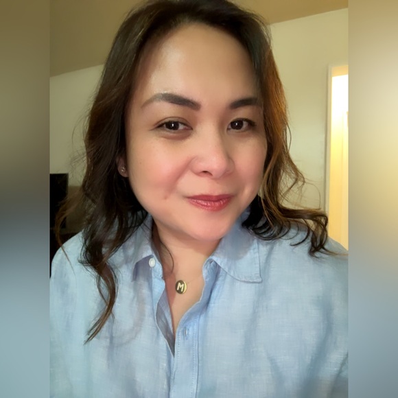 Meet your Posher, Michelle - Picture 1 of 6